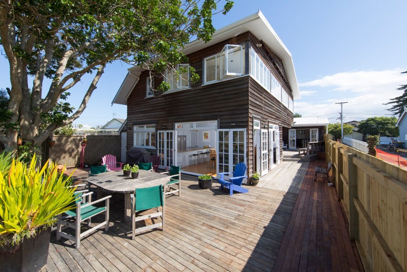 21 Gladstone Road, Northcote, Auckland - Carousel 2