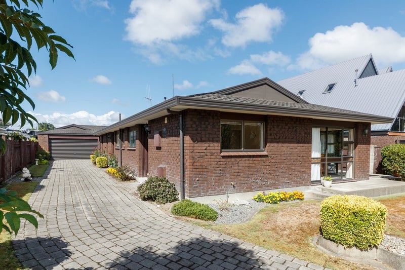 21 Aintree Crescent, Awapuni, Palmerston North - Carousel 1