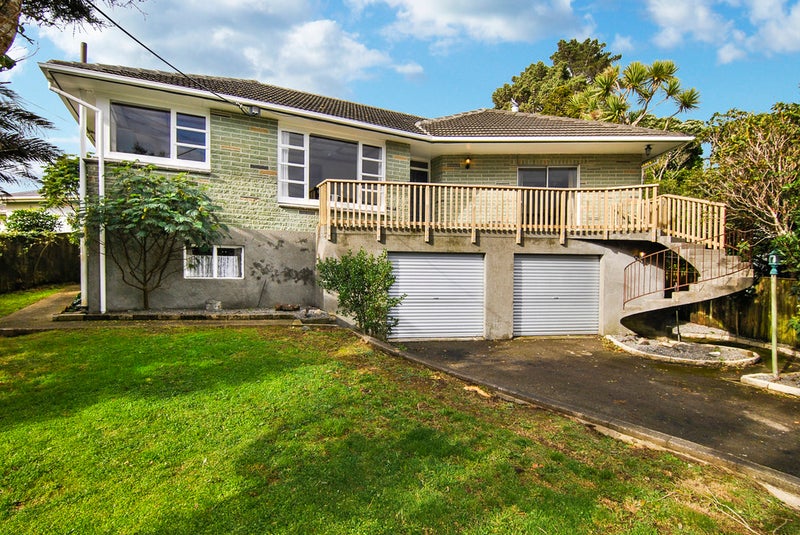 5 Turville Crescent, Newlands, Wellington - Carousel 1