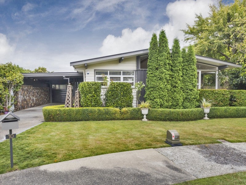 10 Edwards Place, Terrace End, Palmerston North - Carousel 1