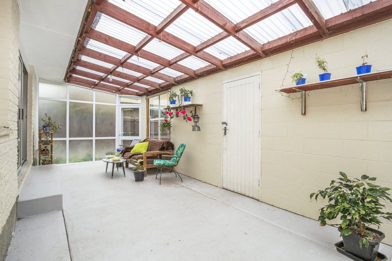 1/5 Esher Place, Saint Martins, Christchurch - Carousel 12