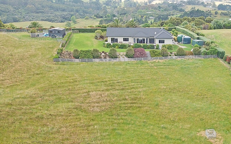 197 Oyster Point Road, Warkworth - Carousel 2
