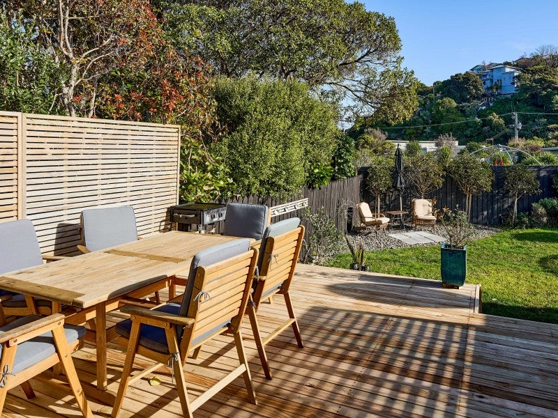 37 Cluny Road, Plimmerton, Porirua - Carousel 2