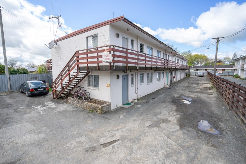 10/30 Wellington Street, Hamilton East, Hamilton - Carousel 1