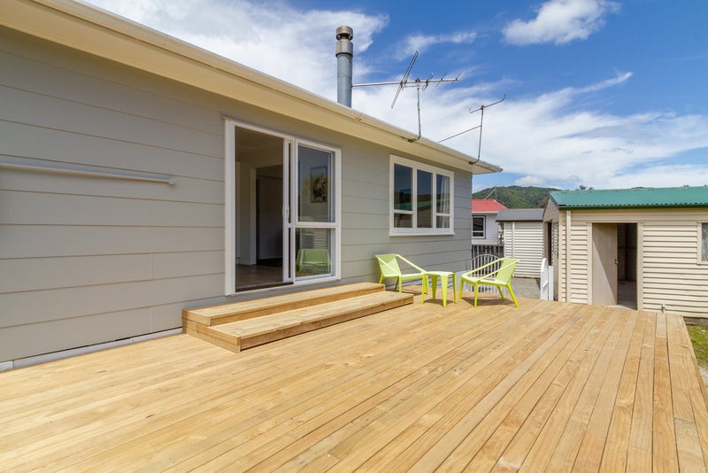 7 Manurewa Grove, Wainuiomata, Lower Hutt - Carousel 2