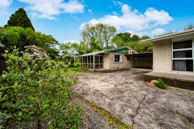 7B Surrey Street, Stratford - Carousel 21