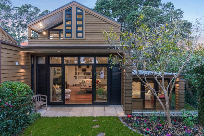 2 Peach Parade, Remuera, Auckland - Carousel 2