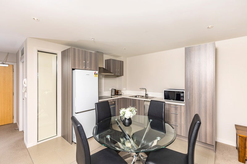 204/3 Rose Garden Lane, Albany, Auckland - Carousel 2