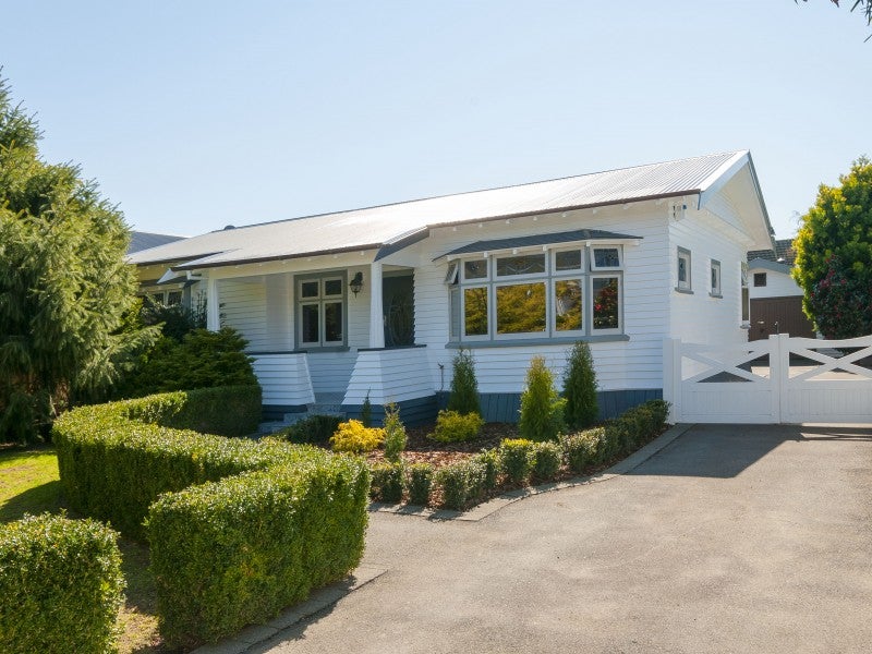 19 Maire Street, Woburn, Lower Hutt - Carousel 1