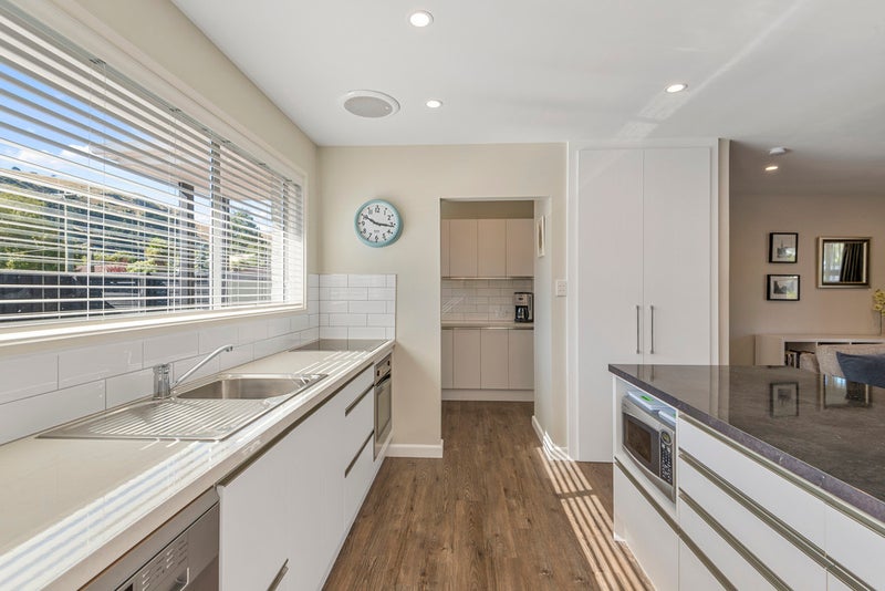 1/1 Leonard Place, Saint Martins, Christchurch - Carousel 1