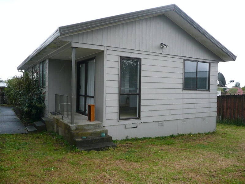 3/327 Weymouth Road, Weymouth, Auckland - Carousel 2