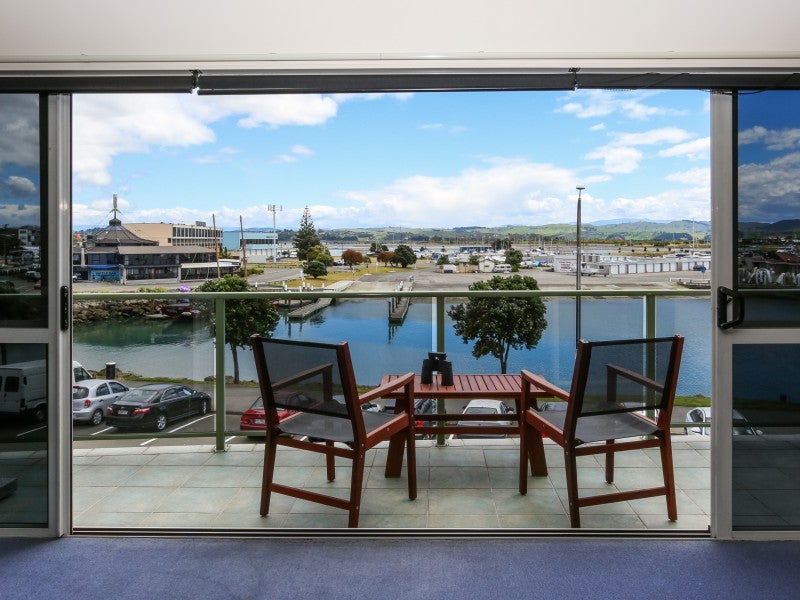 9/26 West Quay, Ahuriri, Napier - Carousel 1