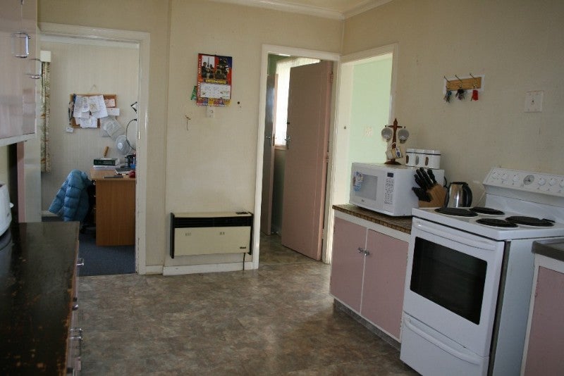 17 Gloucester Street, Takaro, Palmerston North - Carousel 2