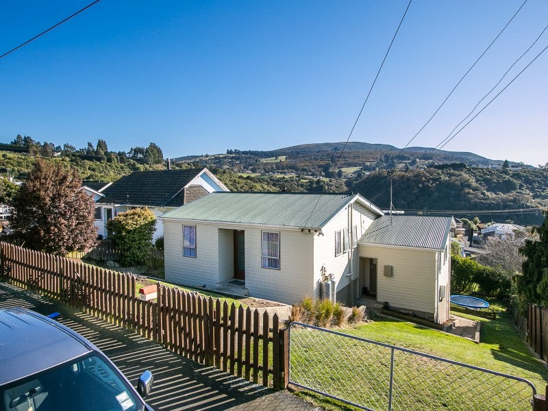 81 Turnbull Street, Brockville, Dunedin - Carousel 1