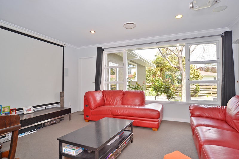 9 Patea Place, Terrace End, Palmerston North - Carousel 2
