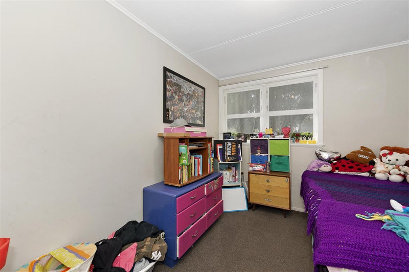 1 Kerrs Court, Bader, Hamilton - Carousel 9