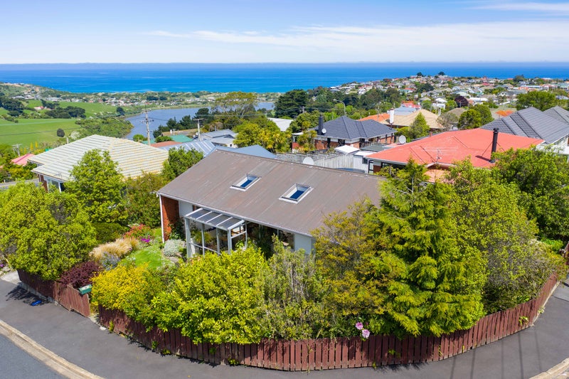 3 Aytoun Street, Shiel Hill, Dunedin - Carousel 1