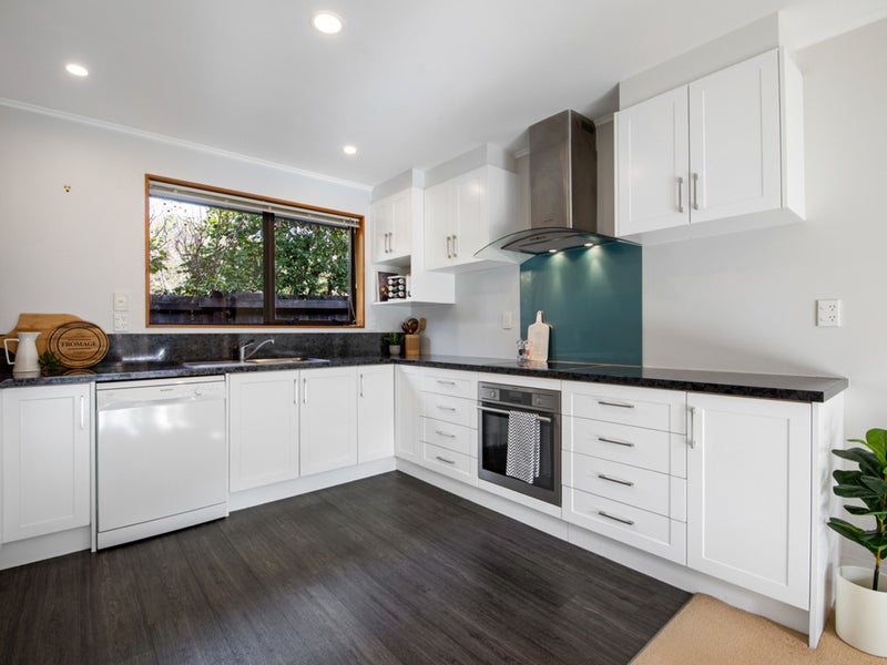 7 Elisha Drive, Witherlea, Blenheim - Carousel 2