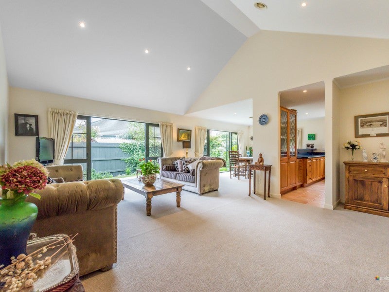 6A Harley Grove, Boulcott, Lower Hutt - Carousel 2