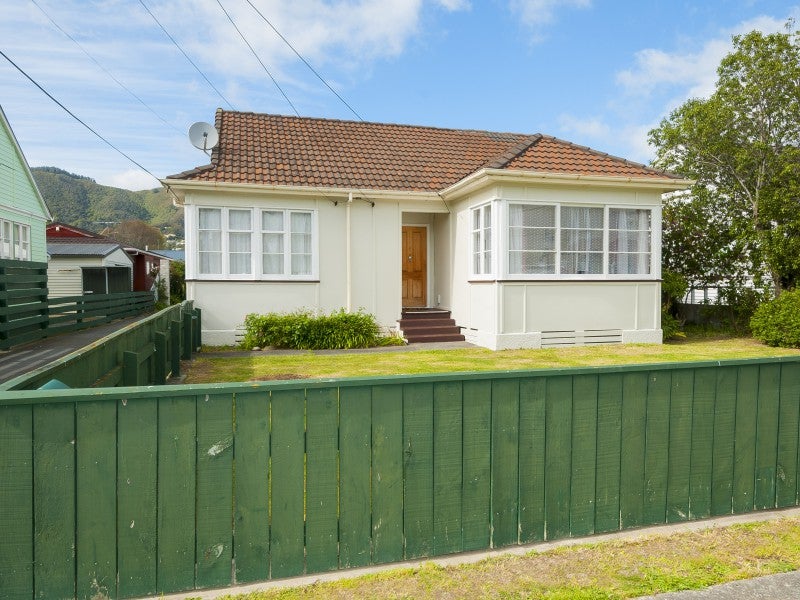 1/18 Rata Street, Naenae, Lower Hutt - Carousel 2