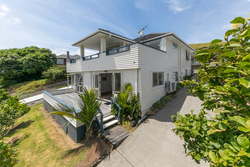 59 Taylor Road, Mangere Bridge, Auckland - Carousel 2