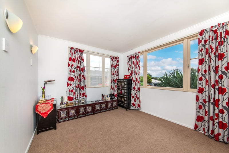 68 Farquhar Road, Glendene, Auckland - Carousel 14