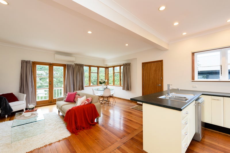 20 Karamu Street, Ngaio, Wellington - Carousel 21