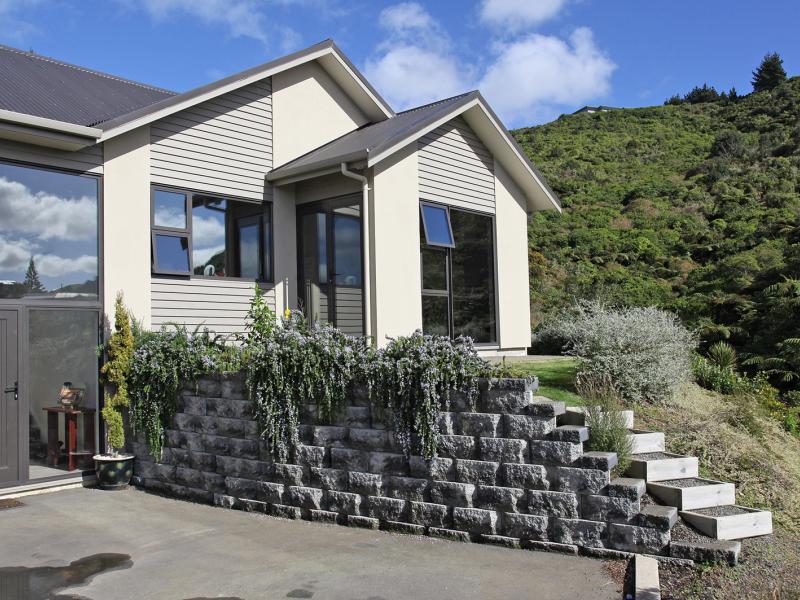 144 Redvers Drive, Belmont, Lower Hutt - Carousel 20