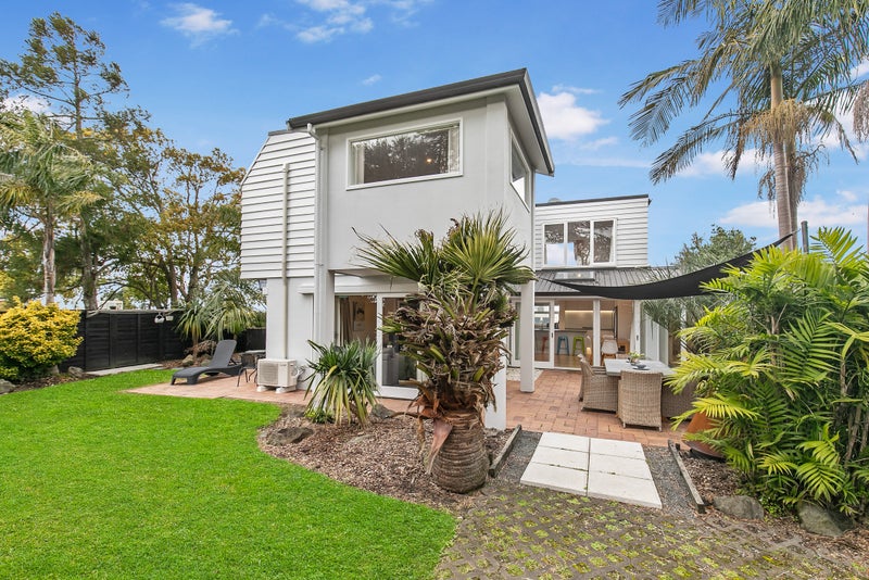 1/0 Stredwick Drive, Torbay, Auckland - Carousel 1