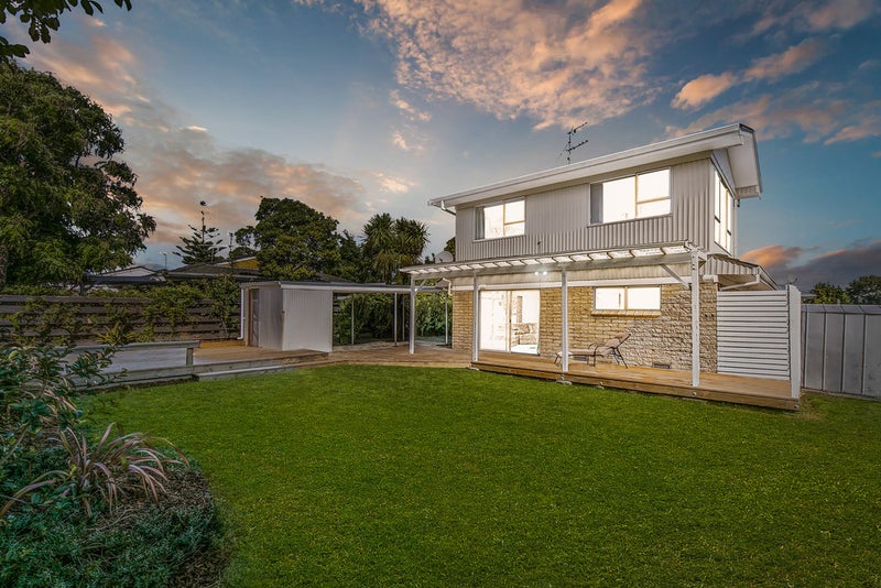 2/5 McInnes Road, Weymouth, Auckland - Carousel 2