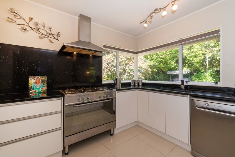 7 Selwyn Road, Lynmore, Rotorua - Carousel 26