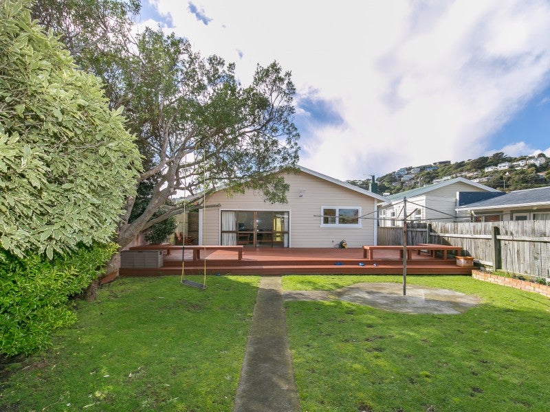 53 Argentine Avenue, Miramar, Wellington - Carousel 12