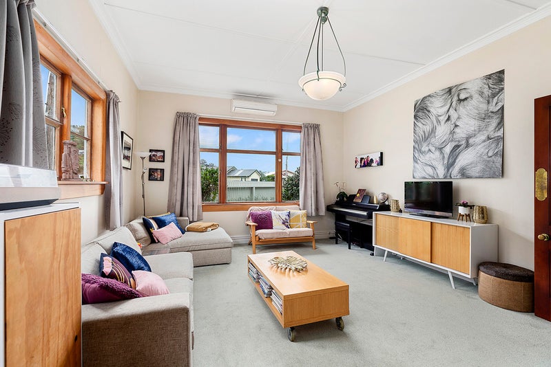 29 Rua Street, Lyall Bay, Wellington - Carousel 2