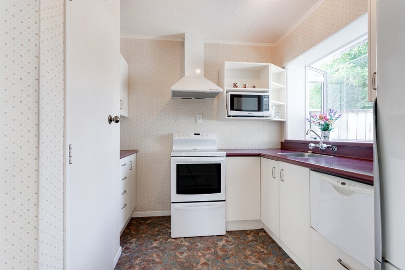 1 Refreshment Place, Trentham, Upper Hutt - Carousel 26