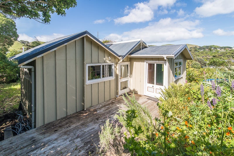 12 Te Pari Pari Road, Pukerua Bay, Porirua - Carousel 2