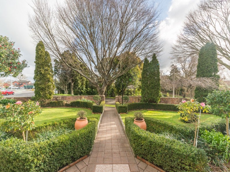 10 Awatea Terrace, Hokowhitu, Palmerston North - Carousel 2
