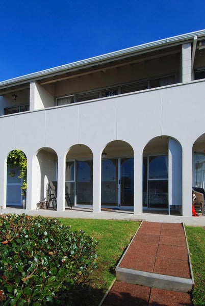 2/11 Kohimarama Road, Kohimarama, Auckland - Carousel 2