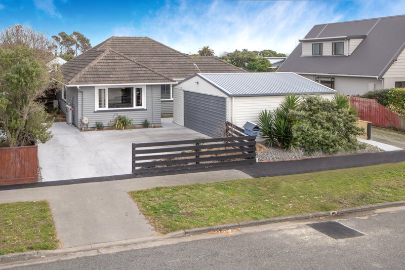 120 Pine Avenue, South New Brighton, Christchurch - Carousel 1