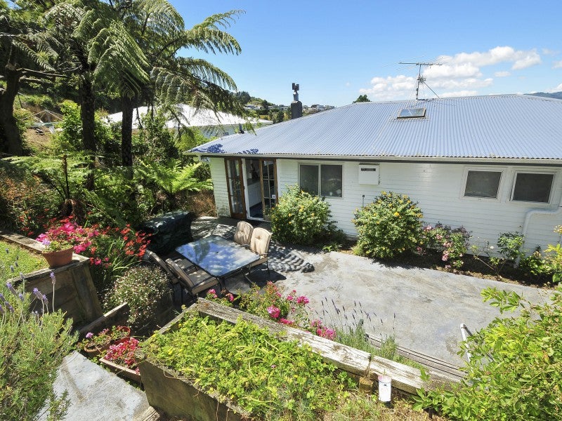 167 Normandale Road, Normandale, Lower Hutt - Carousel 2