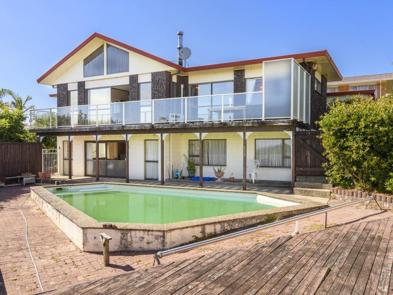 28 Upland Street, Brookfield, Tauranga - Carousel 1