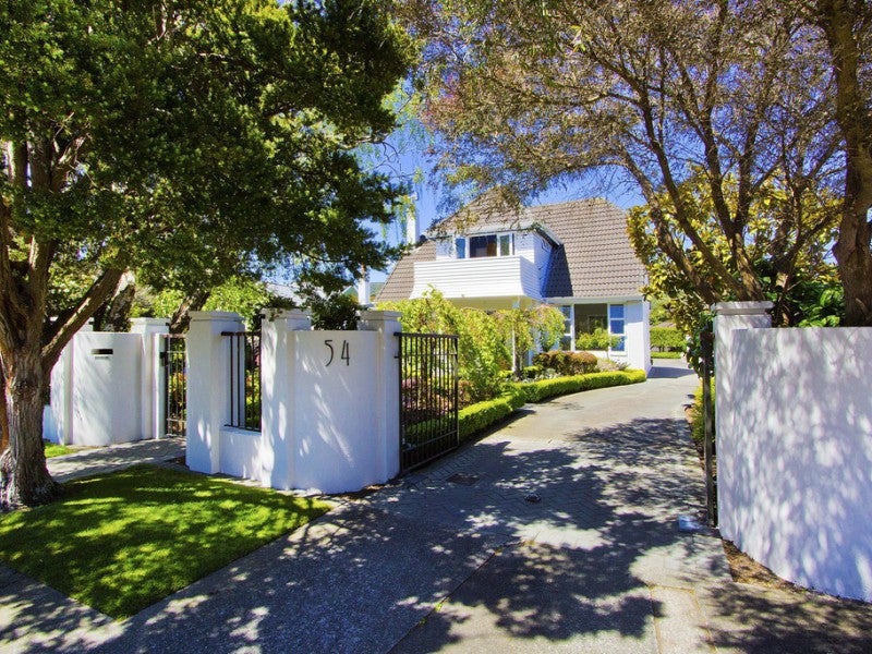 54 Totara Crescent, Woburn, Lower Hutt - Carousel 2