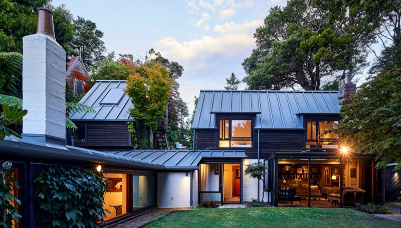 86 Blue Mountains Road, Pinehaven, Upper Hutt - Carousel 1