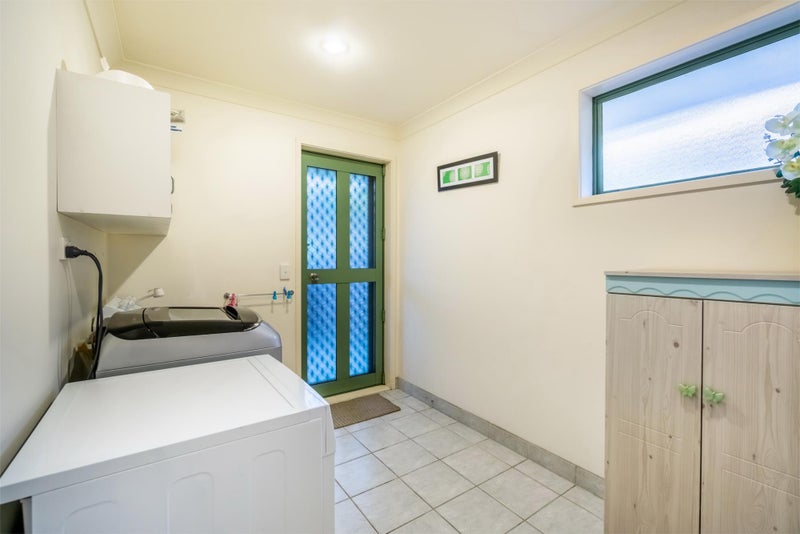 32 Woodridge Avenue, Northcross, Auckland - Carousel 18