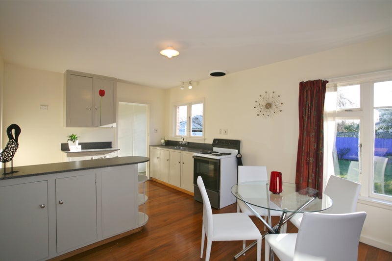 25 Digby Place, Bromley, Christchurch - Carousel 2