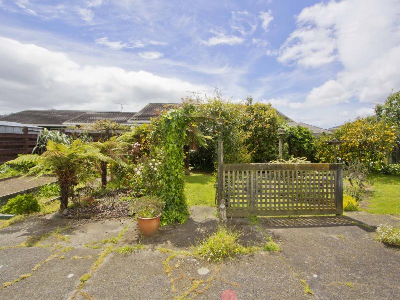 43 Gordon Street, Avalon, Lower Hutt - Carousel 2