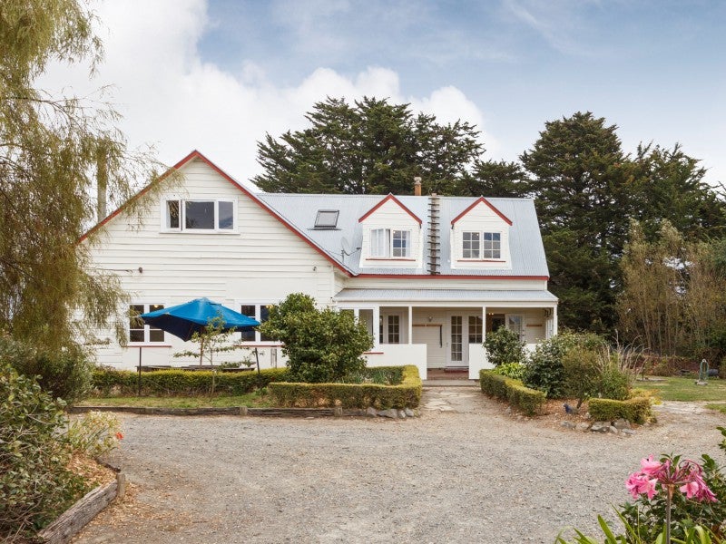 101 Finnis Road, Pohangina, Feilding - Carousel 1