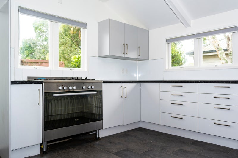 26 Tokomaru Street, Welbourn, New Plymouth - Carousel 2