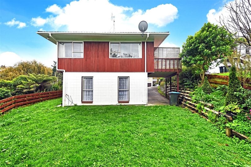 12B Bel Air Drive, Hillsborough, Auckland - Carousel 1