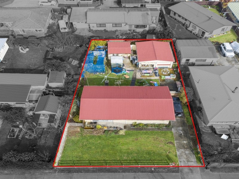 22 Emmett Street, Greerton, Tauranga - Carousel 2