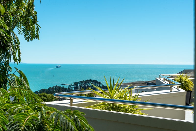 75 The Cliffs, Britannia Heights, Nelson - Carousel 26